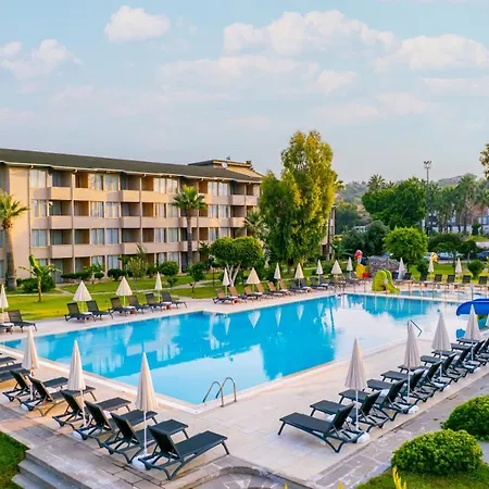 Senza Sunset Hotel