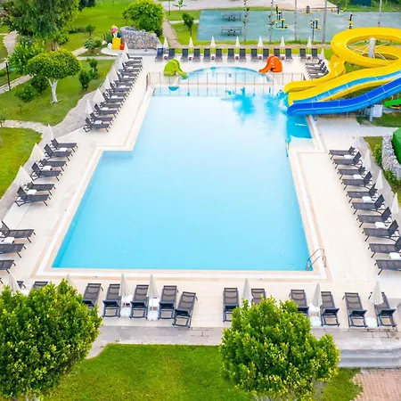 Senza Sunset Hotel
