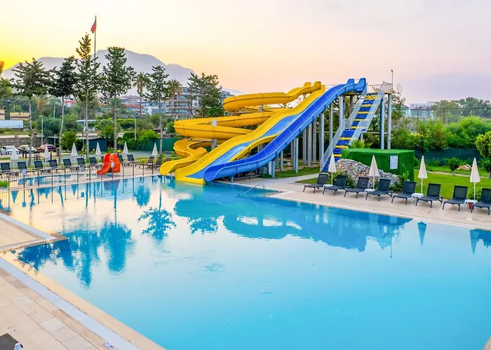 Senza Sunset Szálloda 4*