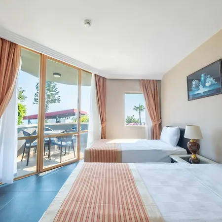 Senza Sunset Hotel